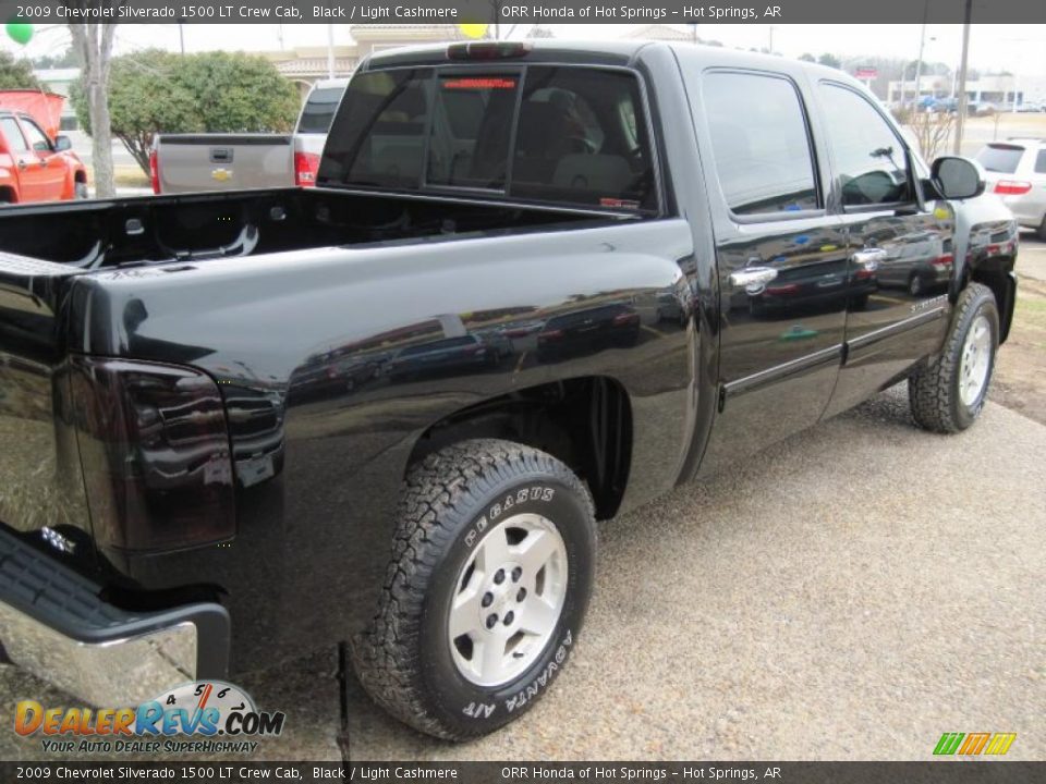 2009 Chevrolet Silverado 1500 LT Crew Cab Black / Light Cashmere Photo #5