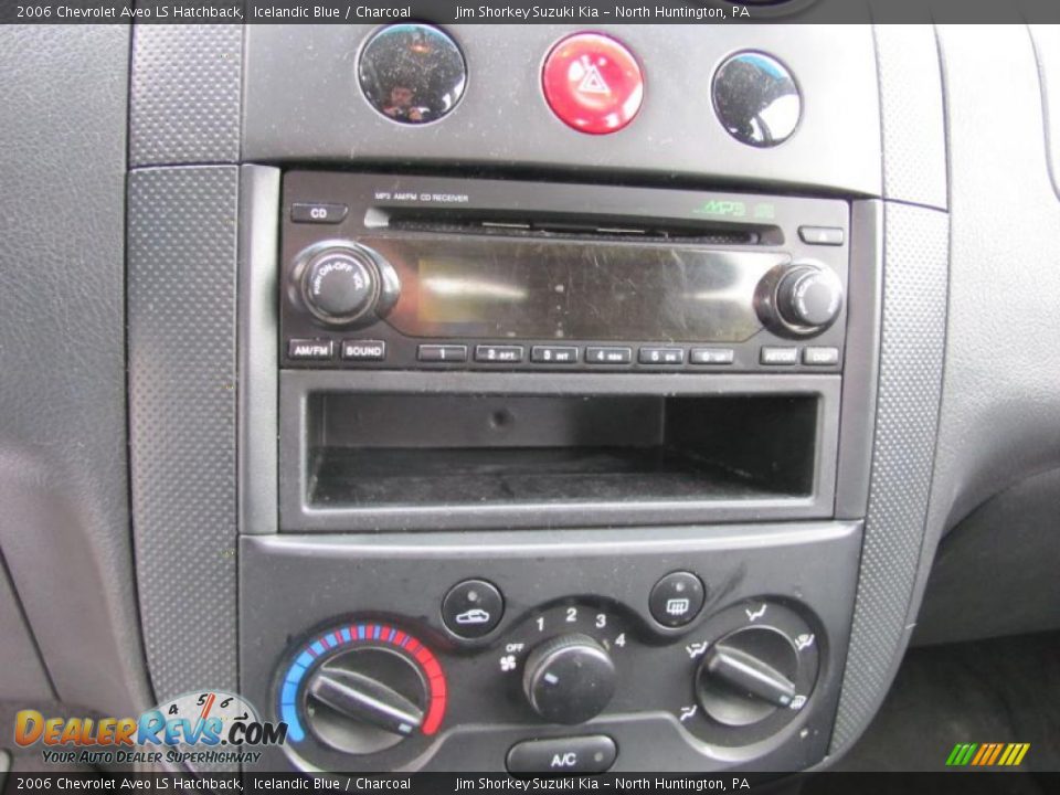 2006 Chevrolet Aveo LS Hatchback Icelandic Blue / Charcoal Photo #9