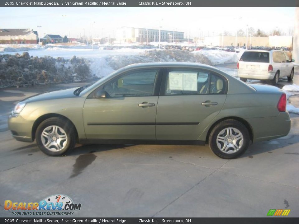 2005 Chevrolet Malibu Sedan Silver Green Metallic / Neutral Beige Photo #1