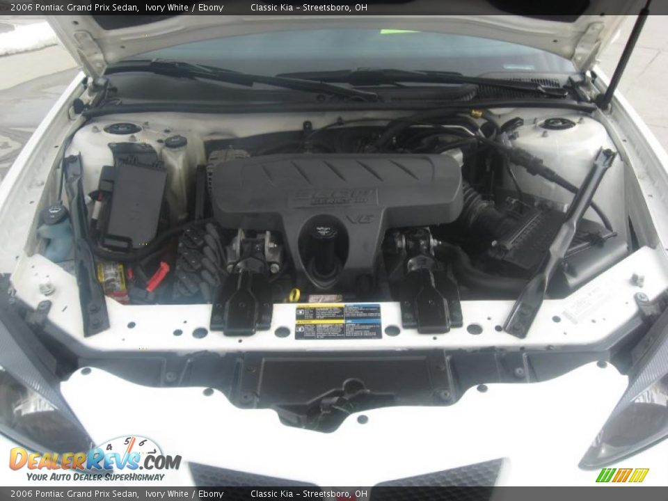 2006 Pontiac Grand Prix Sedan Ivory White / Ebony Photo #22