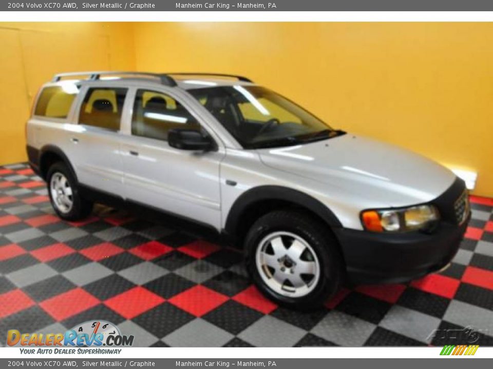2004 Volvo XC70 AWD Silver Metallic / Graphite Photo #1