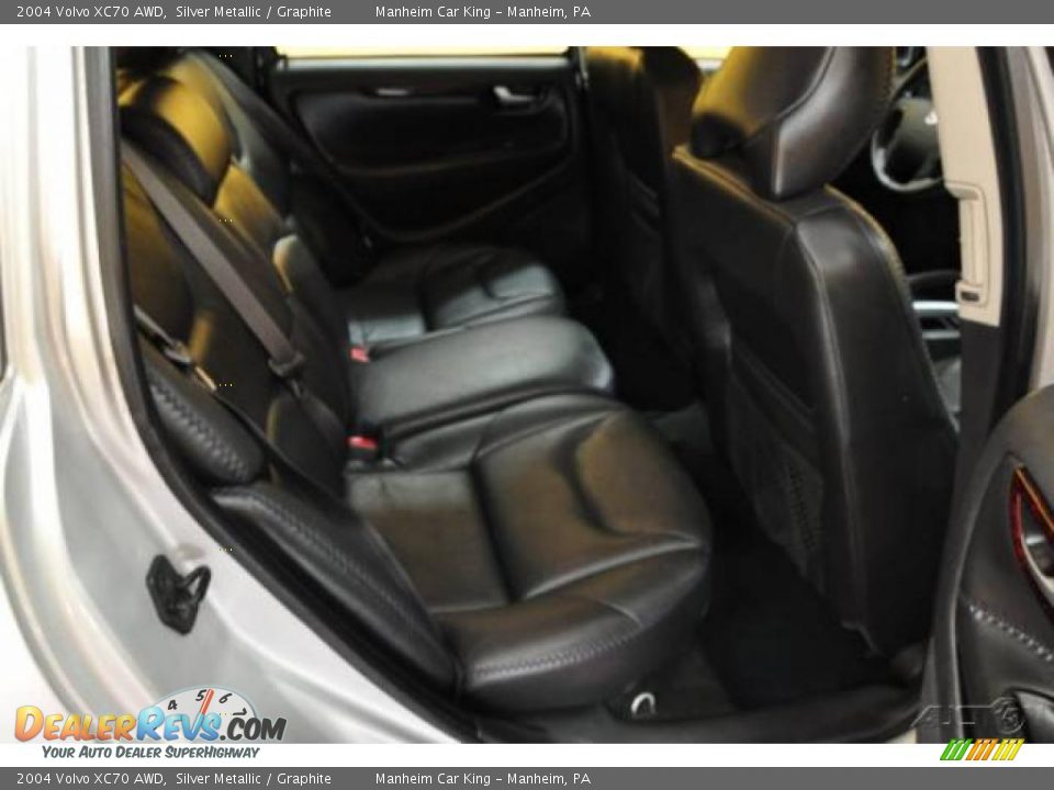 2004 Volvo XC70 AWD Silver Metallic / Graphite Photo #16