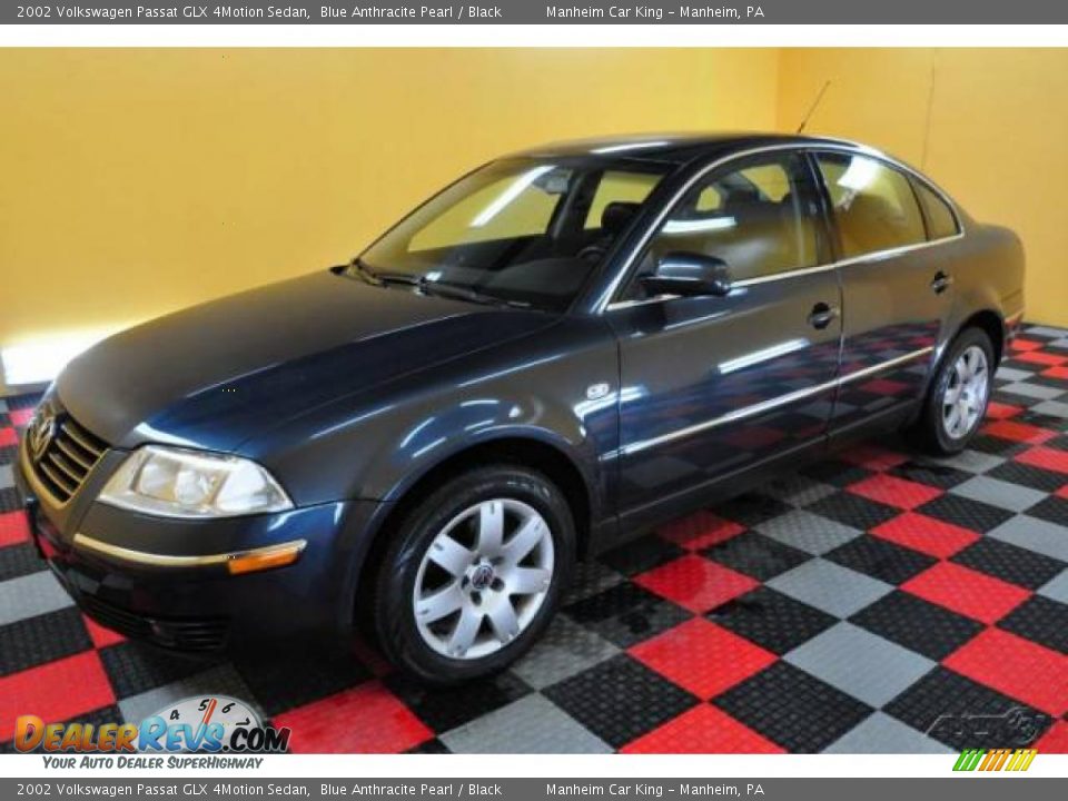 2002 Volkswagen Passat GLX 4Motion Sedan Blue Anthracite Pearl / Black Photo #3