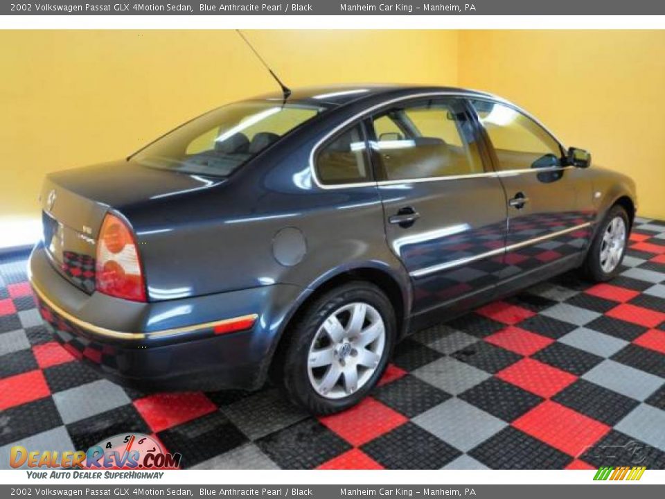 2002 Volkswagen Passat GLX 4Motion Sedan Blue Anthracite Pearl / Black Photo #6
