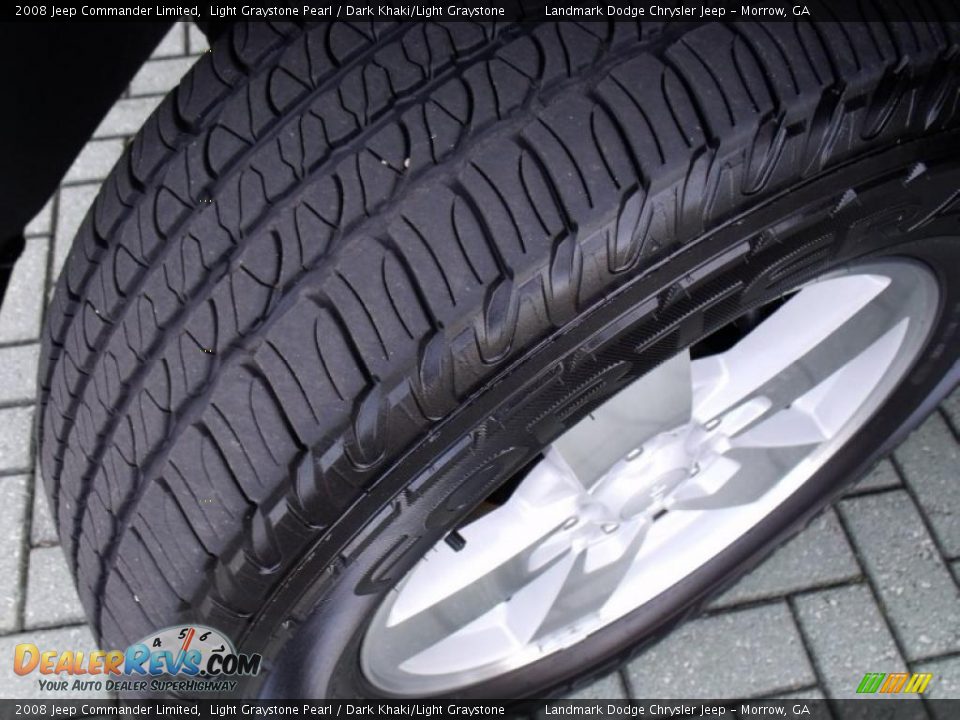 2008 Jeep Commander Limited Light Graystone Pearl / Dark Khaki/Light Graystone Photo #36