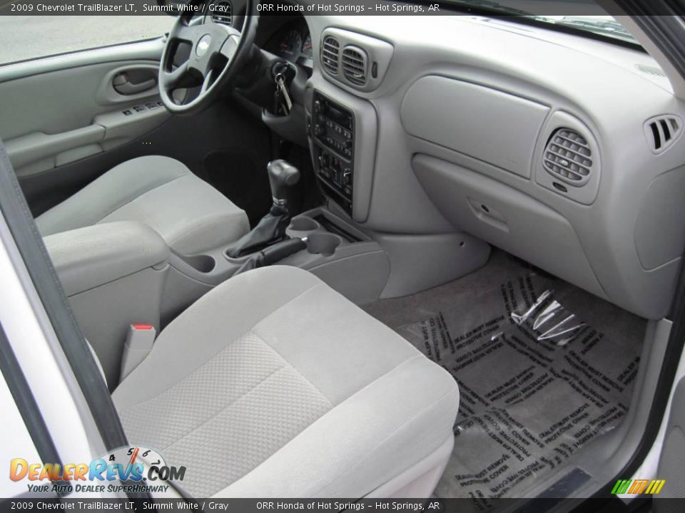2009 Chevrolet TrailBlazer LT Summit White / Gray Photo #17