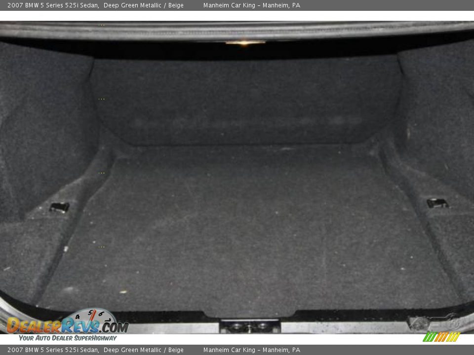 2007 BMW 5 Series 525i Sedan Deep Green Metallic / Beige Photo #15
