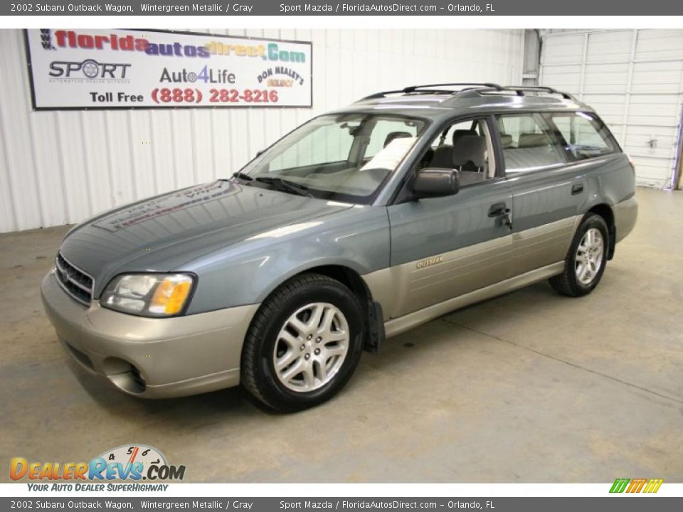 2002 Subaru Outback Wagon Wintergreen Metallic / Gray Photo #4