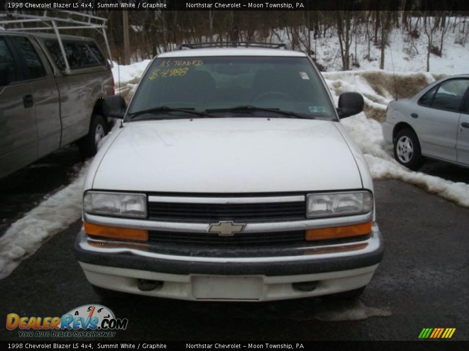 1998 Chevrolet Blazer LS 4x4 Summit White / Graphite Photo #2