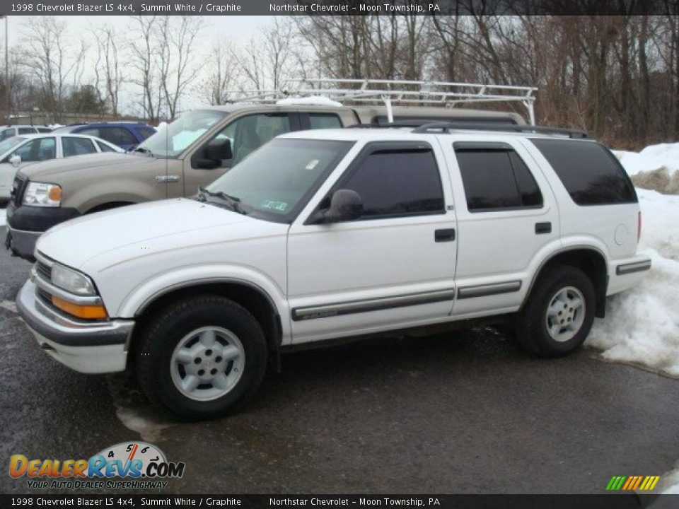 1998 Chevrolet Blazer LS 4x4 Summit White / Graphite Photo #4