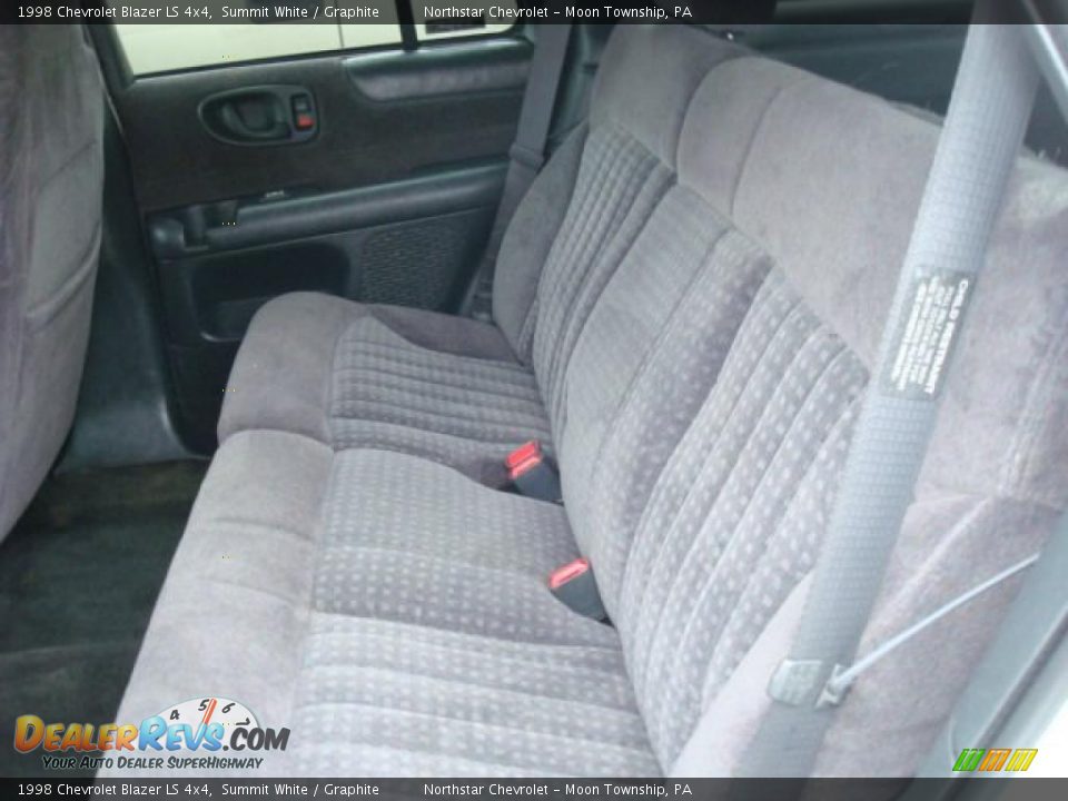 1998 Chevrolet Blazer LS 4x4 Summit White / Graphite Photo #7