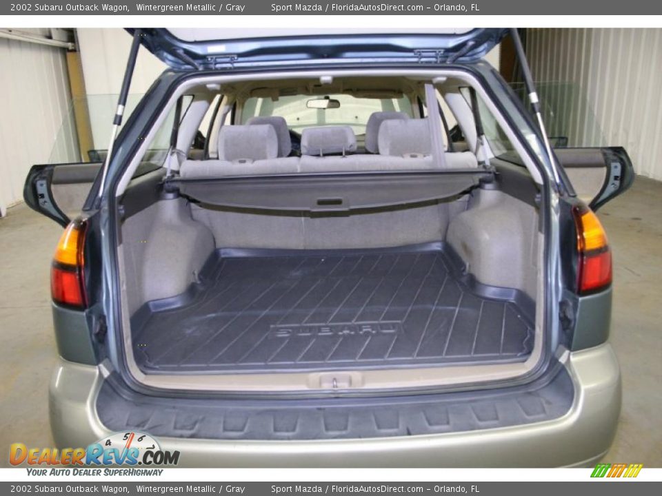 2002 Subaru Outback Wagon Wintergreen Metallic / Gray Photo #12