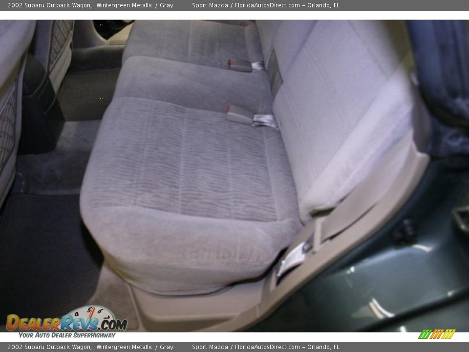 2002 Subaru Outback Wagon Wintergreen Metallic / Gray Photo #17
