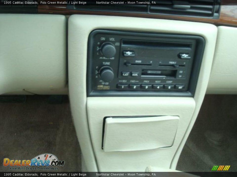 1995 Cadillac Eldorado Polo Green Metallic / Light Beige Photo #13