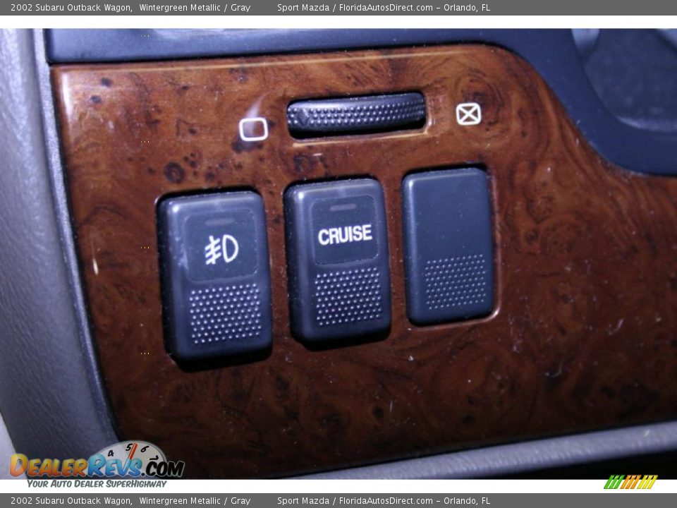 2002 Subaru Outback Wagon Wintergreen Metallic / Gray Photo #36