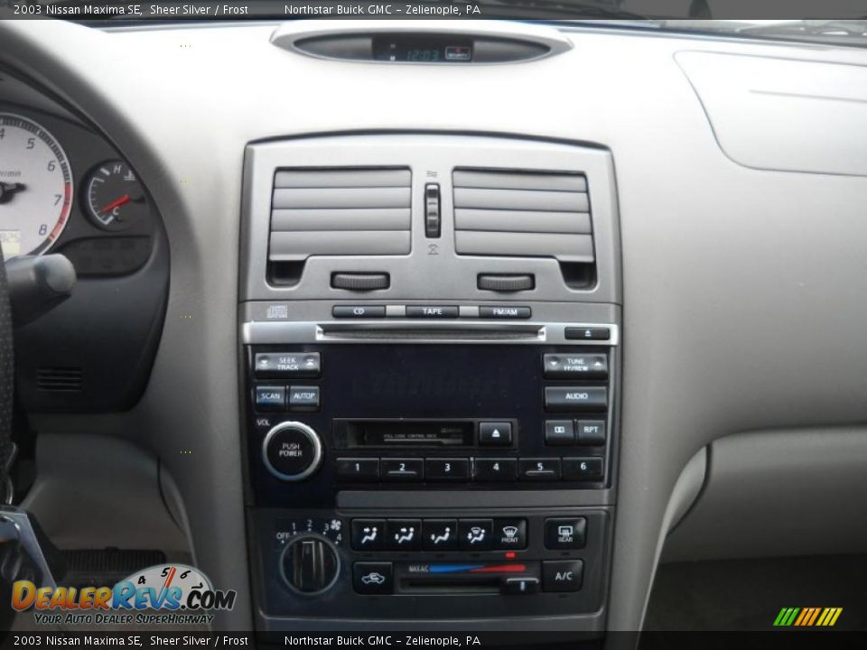 2003 Nissan Maxima SE Sheer Silver / Frost Photo #17