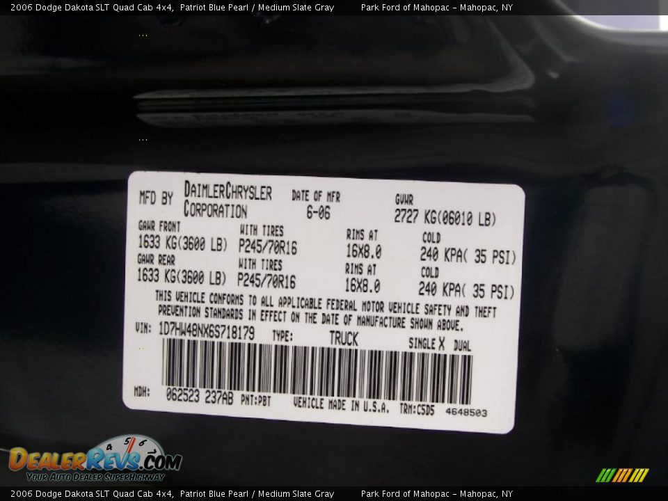 2006 Dodge Dakota SLT Quad Cab 4x4 Patriot Blue Pearl / Medium Slate Gray Photo #10