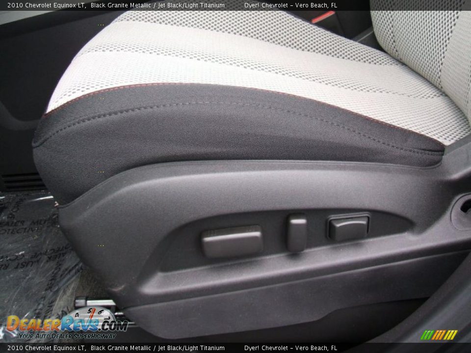 2010 Chevrolet Equinox LT Black Granite Metallic / Jet Black/Light Titanium Photo #11