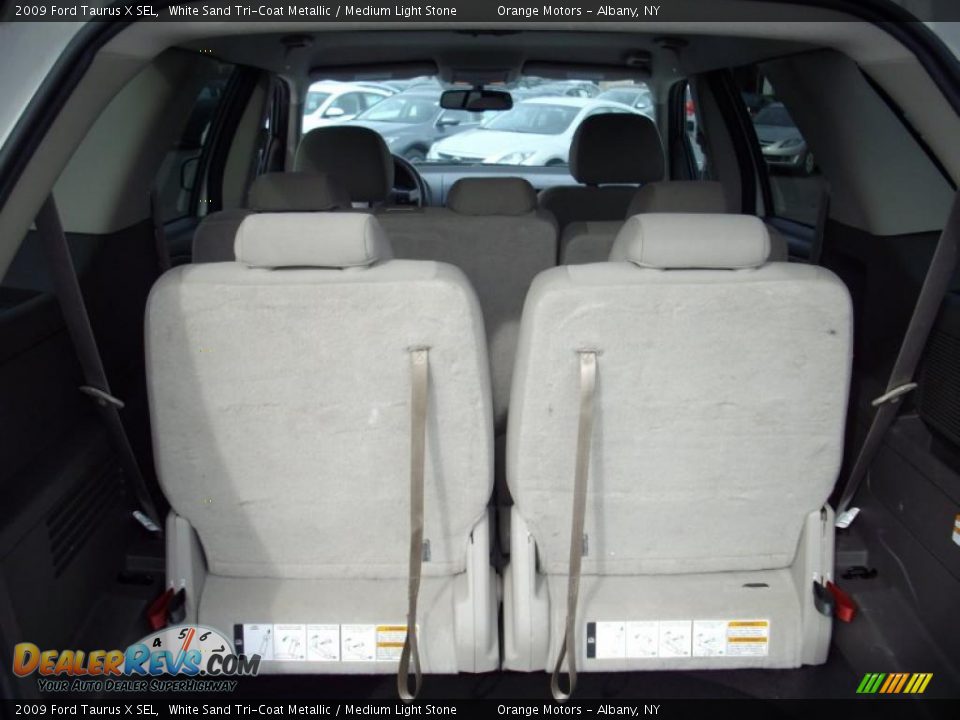 2009 Ford Taurus X SEL White Sand Tri-Coat Metallic / Medium Light Stone Photo #6