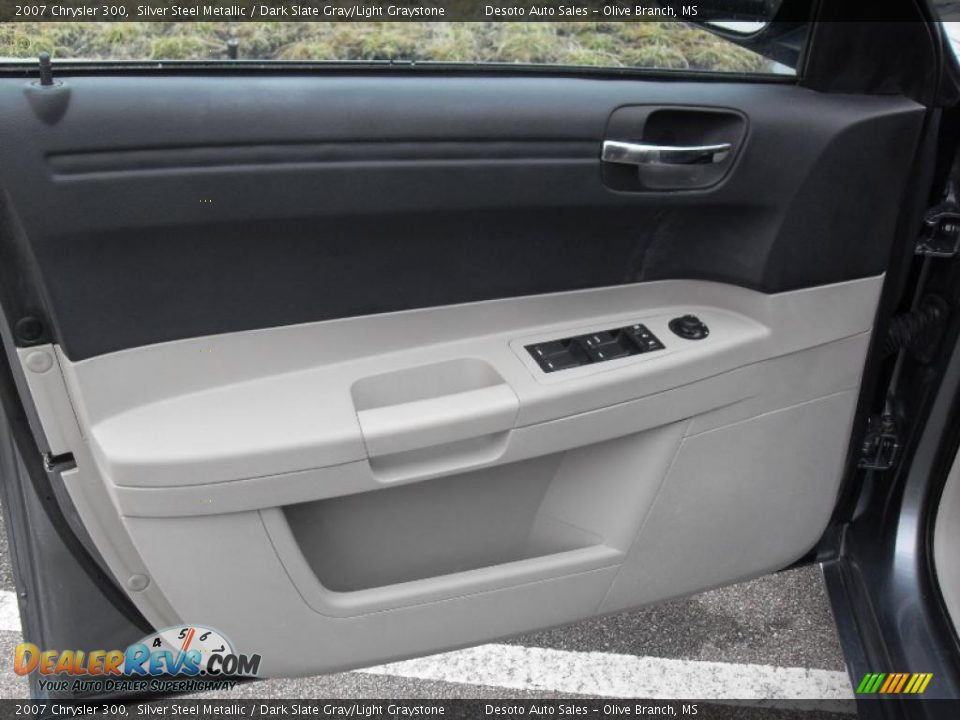 2007 Chrysler 300 Silver Steel Metallic / Dark Slate Gray/Light Graystone Photo #4