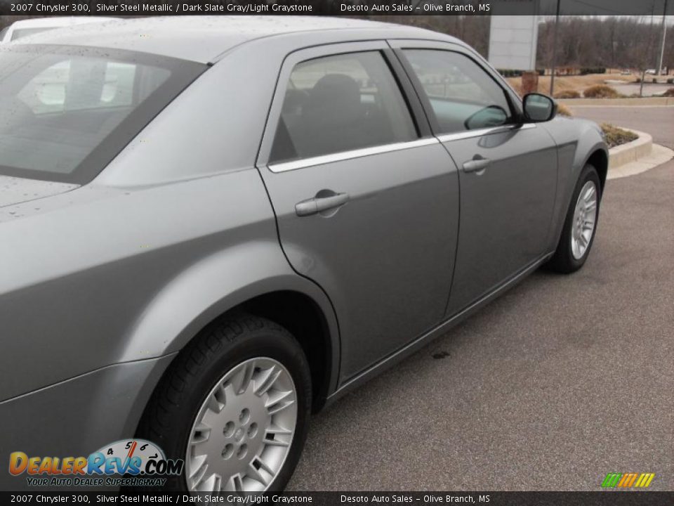 2007 Chrysler 300 Silver Steel Metallic / Dark Slate Gray/Light Graystone Photo #12