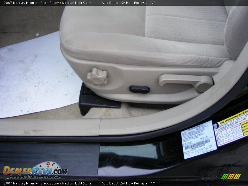 2007 Mercury Milan I4 Black Ebony / Medium Light Stone Photo #12