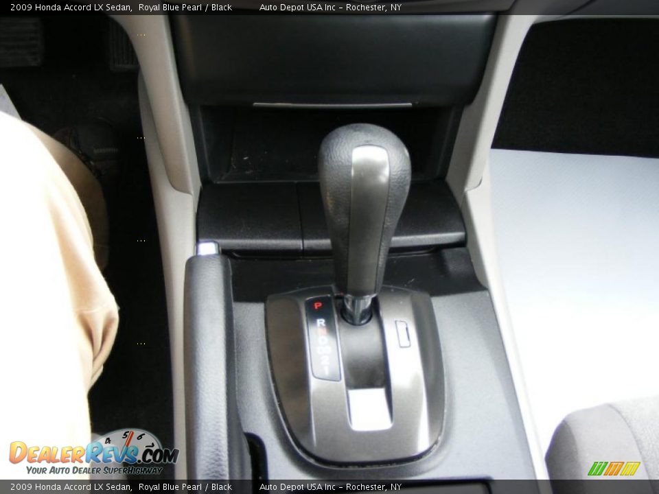 2009 Honda Accord LX Sedan Royal Blue Pearl / Black Photo #14