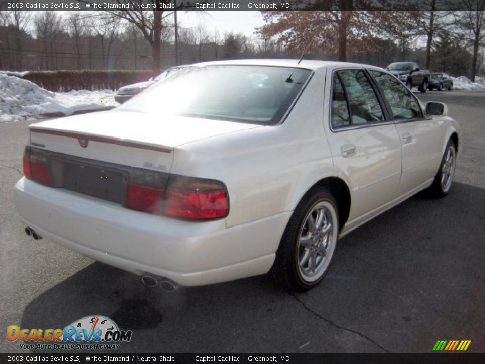2003 Cadillac Seville SLS White Diamond / Neutral Shale Photo #4