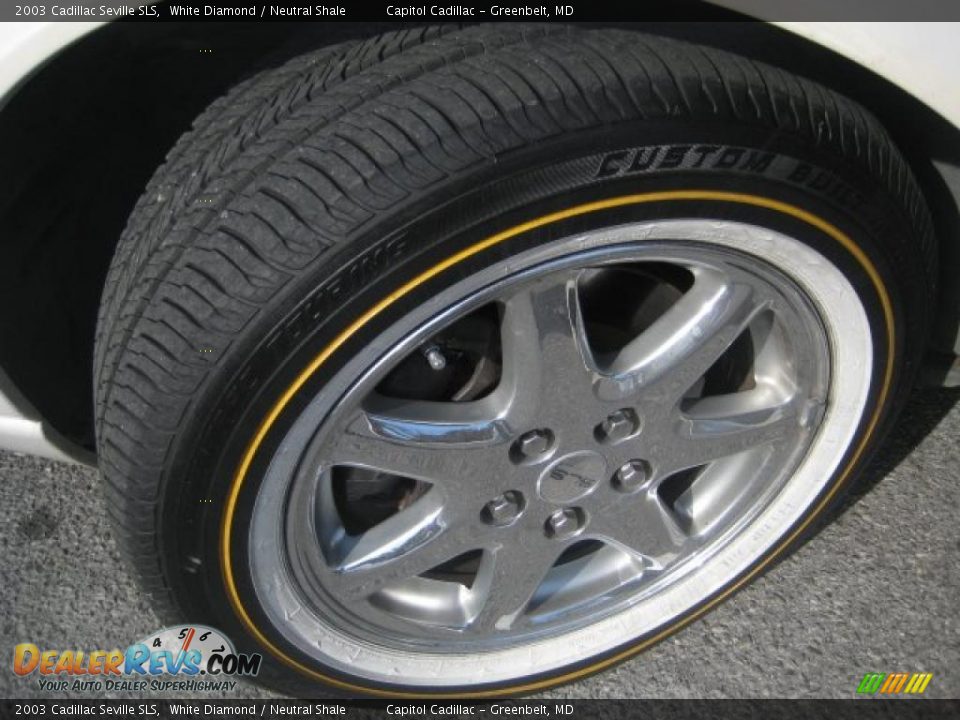 2003 Cadillac Seville SLS White Diamond / Neutral Shale Photo #8
