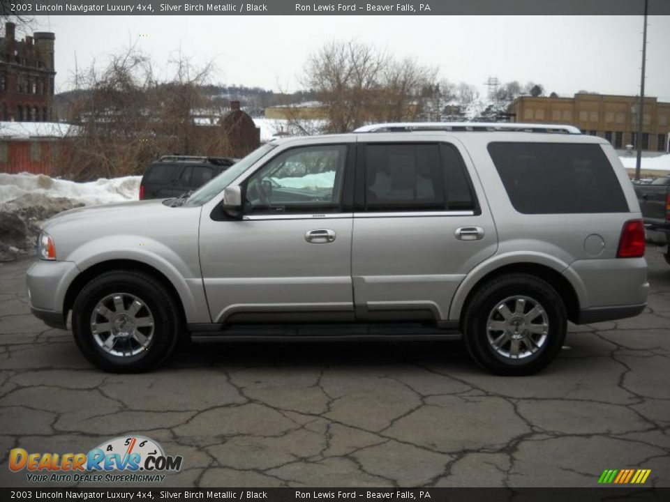 2003 Lincoln Navigator Luxury 4x4 Silver Birch Metallic / Black Photo #5