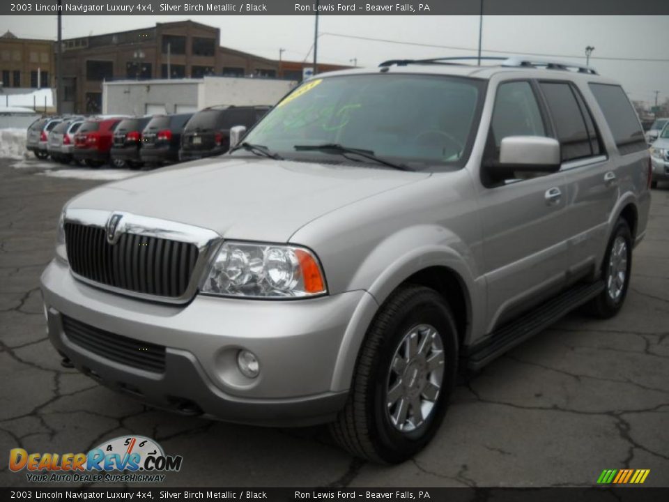 2003 Lincoln Navigator Luxury 4x4 Silver Birch Metallic / Black Photo #18