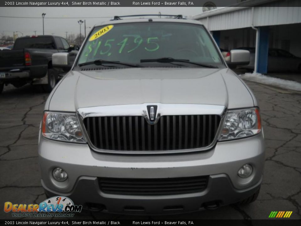 2003 Lincoln Navigator Luxury 4x4 Silver Birch Metallic / Black Photo #19