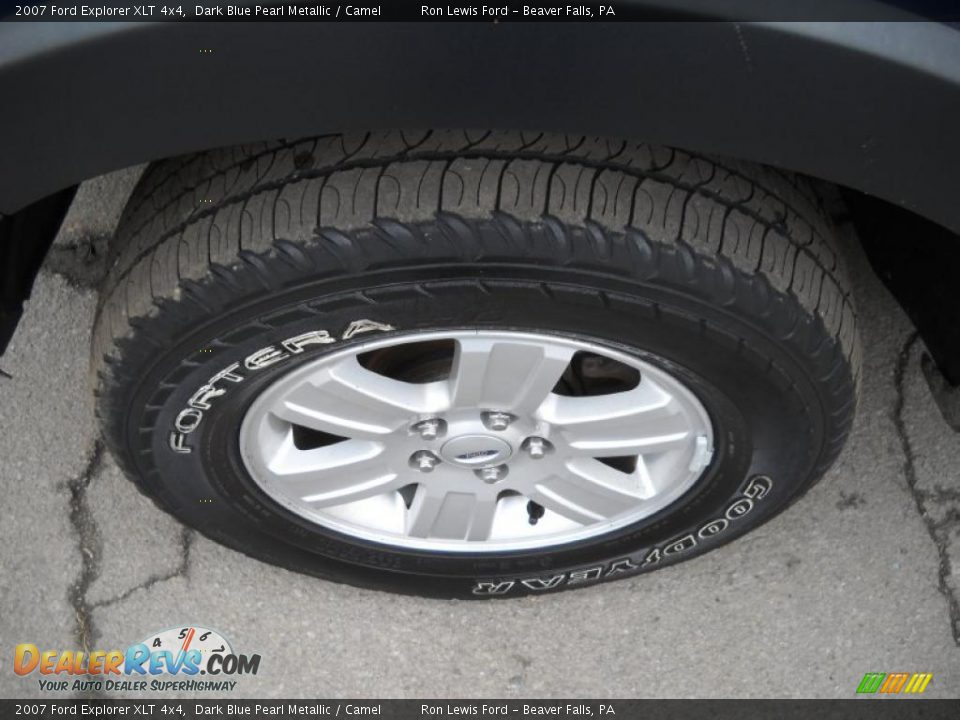 2007 Ford Explorer XLT 4x4 Dark Blue Pearl Metallic / Camel Photo #16