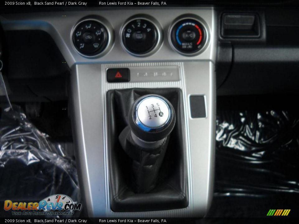 2009 Scion xB Black Sand Pearl / Dark Gray Photo #23