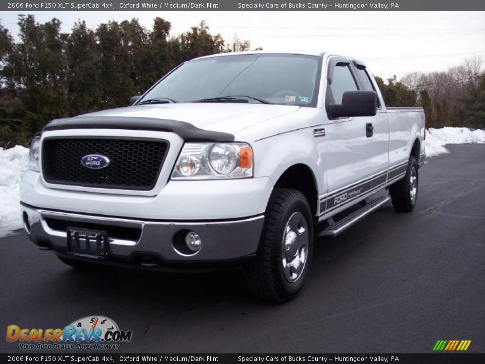 2006 Ford F150 XLT SuperCab 4x4 Oxford White / Medium/Dark Flint Photo #3