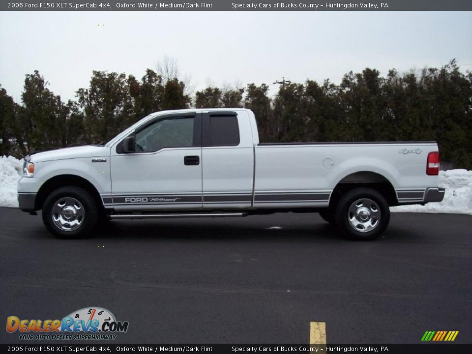 2006 Ford F150 XLT SuperCab 4x4 Oxford White / Medium/Dark Flint Photo #5