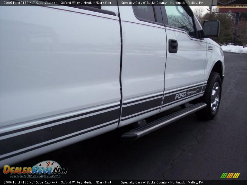 2006 Ford F150 XLT SuperCab 4x4 Oxford White / Medium/Dark Flint Photo #20