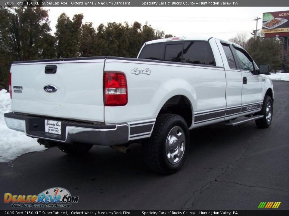 2006 Ford F150 XLT SuperCab 4x4 Oxford White / Medium/Dark Flint Photo #21