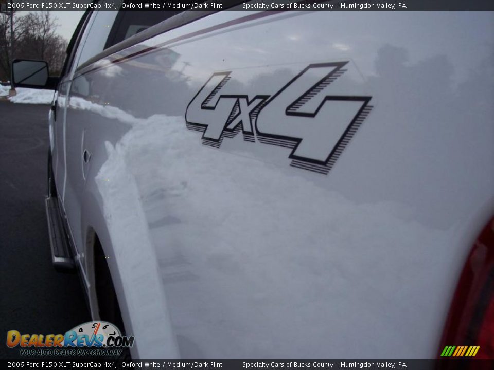2006 Ford F150 XLT SuperCab 4x4 Oxford White / Medium/Dark Flint Photo #25