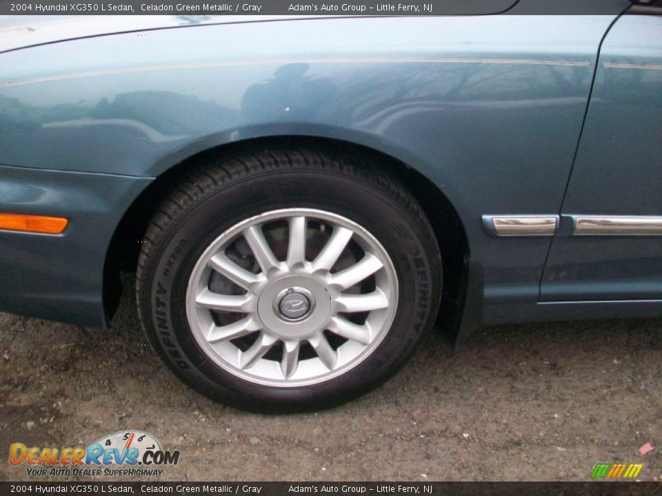 2004 Hyundai XG350 L Sedan Celadon Green Metallic / Gray Photo #6