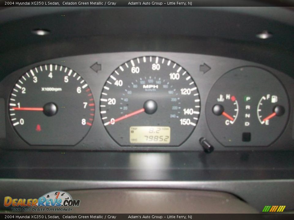 2004 Hyundai XG350 L Sedan Celadon Green Metallic / Gray Photo #10