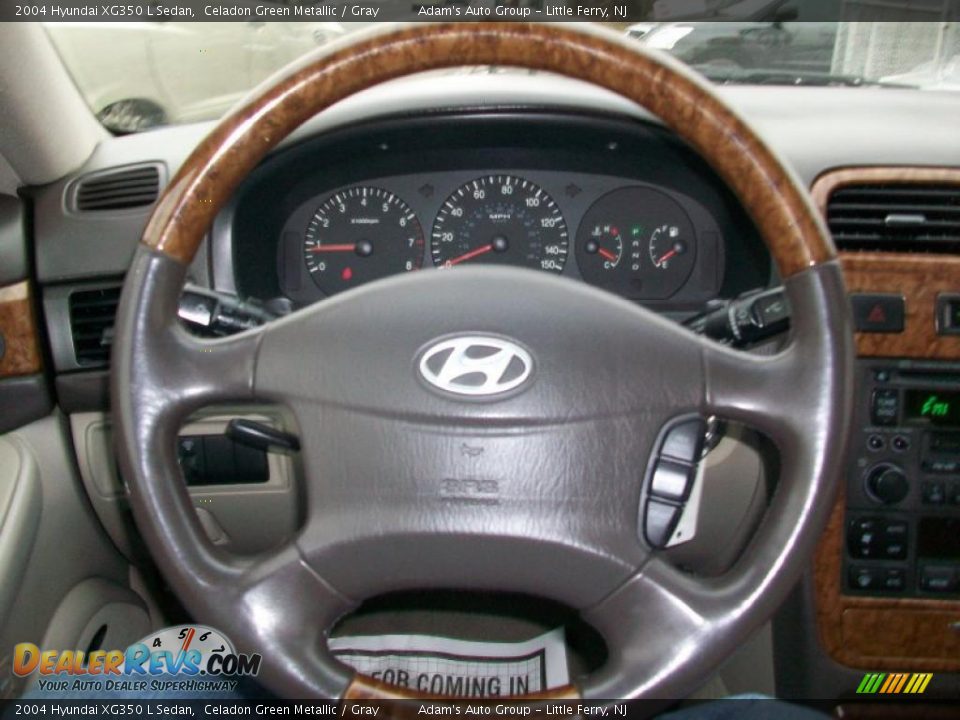 2004 Hyundai XG350 L Sedan Celadon Green Metallic / Gray Photo #11