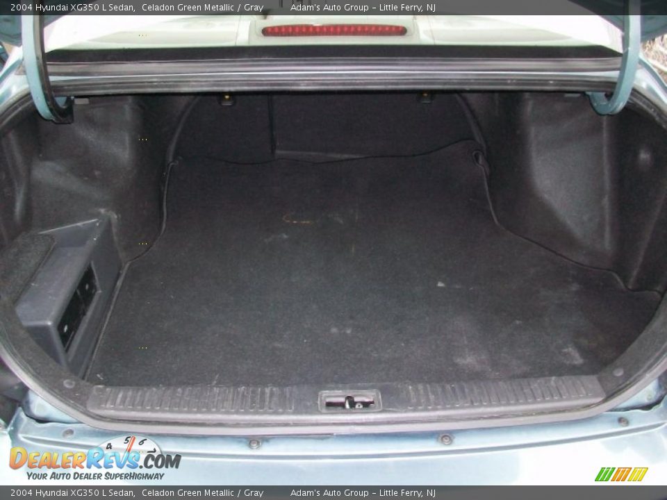 2004 Hyundai XG350 L Sedan Celadon Green Metallic / Gray Photo #26