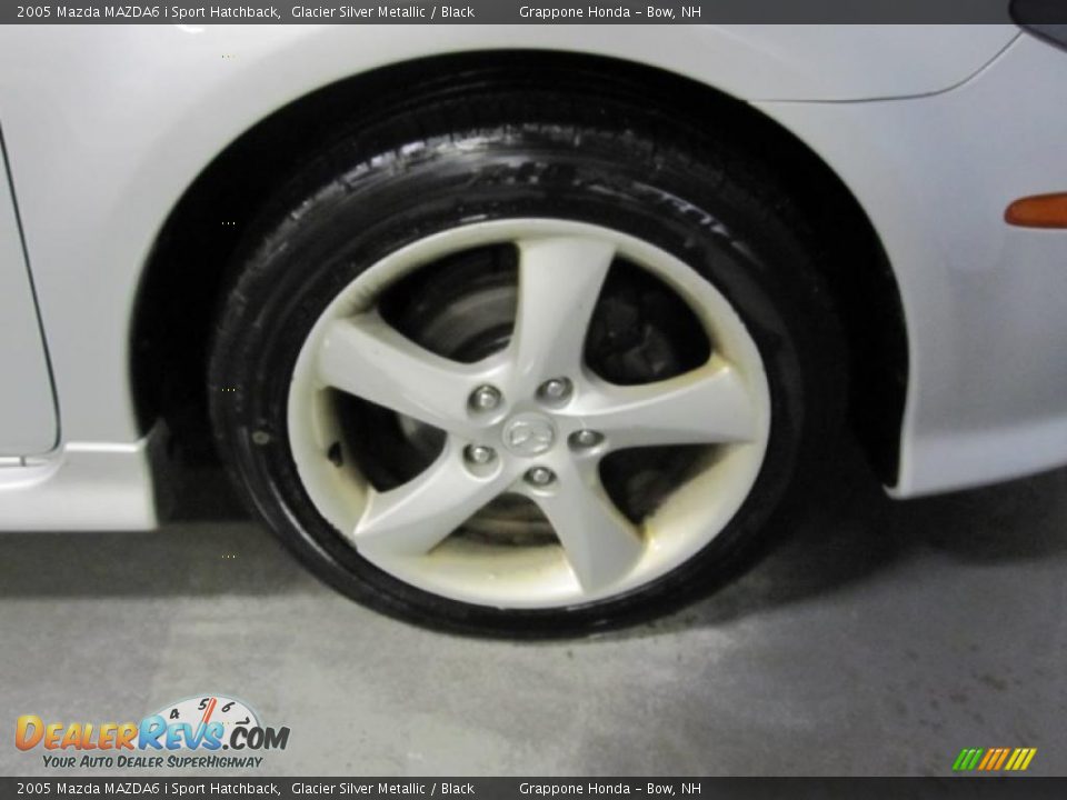 2005 Mazda MAZDA6 i Sport Hatchback Glacier Silver Metallic / Black Photo #5