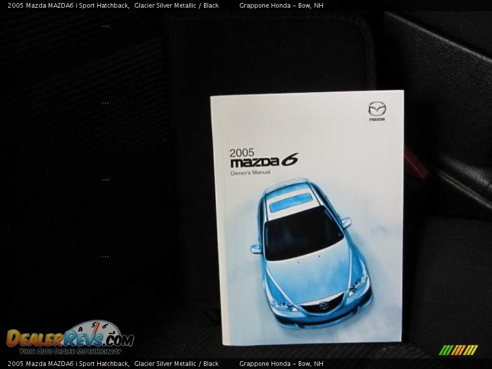 2005 Mazda MAZDA6 i Sport Hatchback Glacier Silver Metallic / Black Photo #8