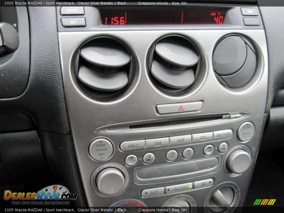 2005 Mazda MAZDA6 i Sport Hatchback Glacier Silver Metallic / Black Photo #10