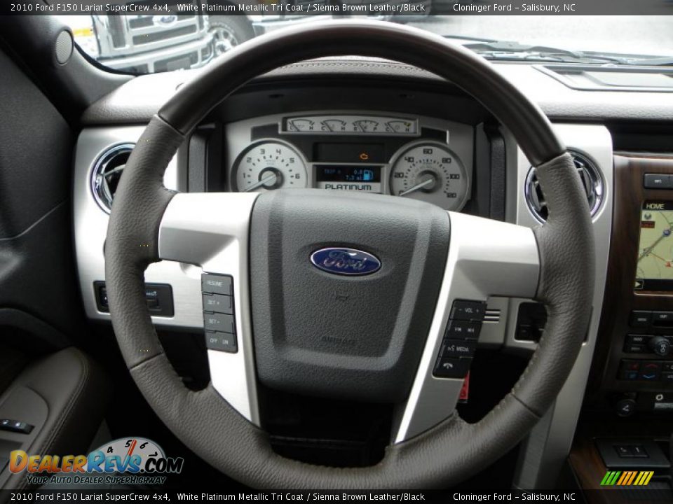 2010 Ford F150 Lariat SuperCrew 4x4 White Platinum Metallic Tri Coat / Sienna Brown Leather/Black Photo #18