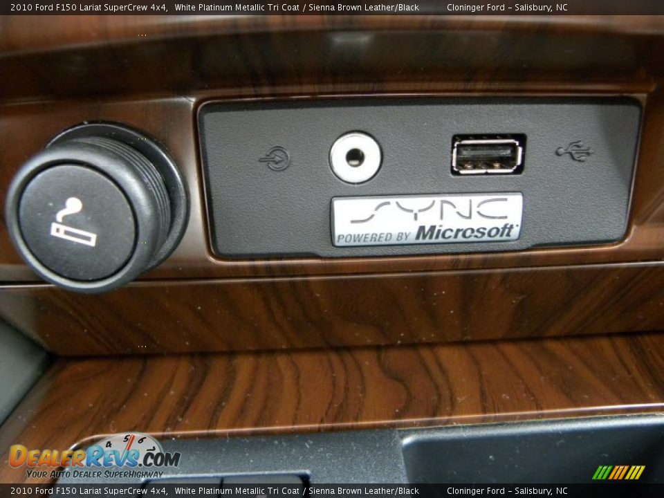 2010 Ford F150 Lariat SuperCrew 4x4 White Platinum Metallic Tri Coat / Sienna Brown Leather/Black Photo #22