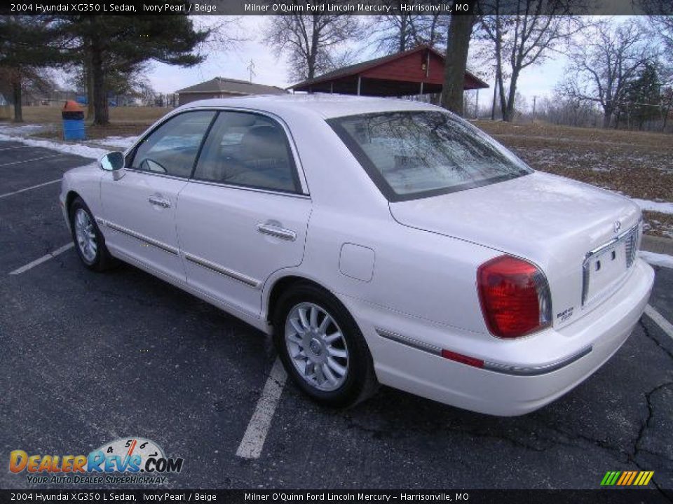 2004 Hyundai XG350 L Sedan Ivory Pearl / Beige Photo #5