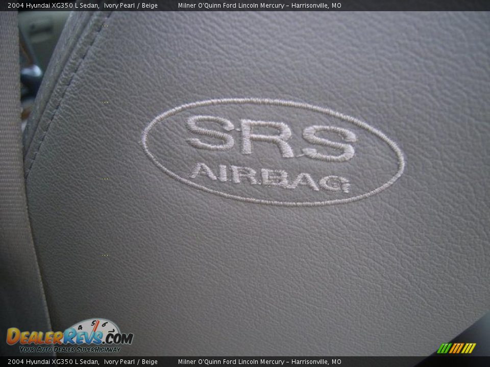 2004 Hyundai XG350 L Sedan Ivory Pearl / Beige Photo #14